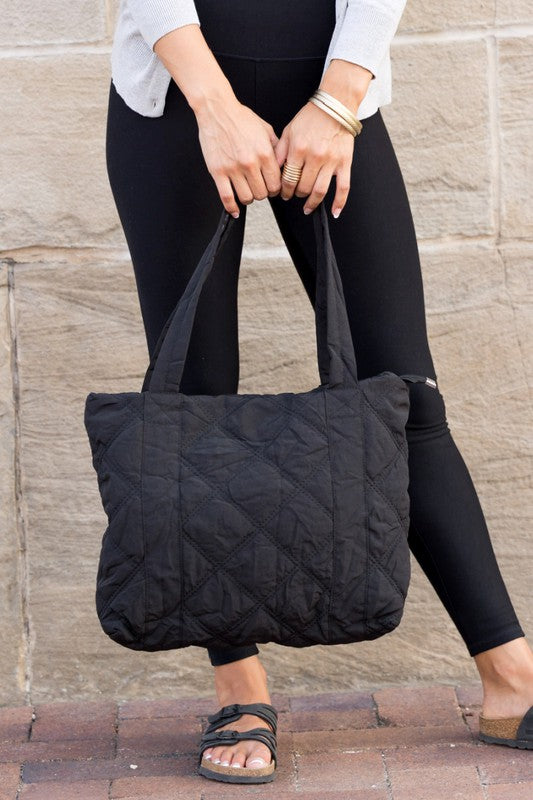 Aili's Corner Quilted Tote