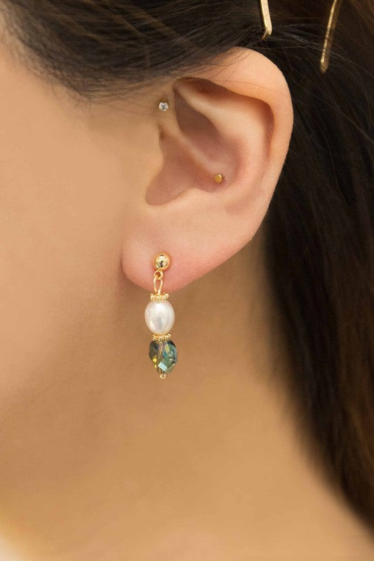 Lovoda Zaina Pearl Earrings