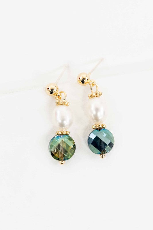 Lovoda Zaina Pearl Earrings