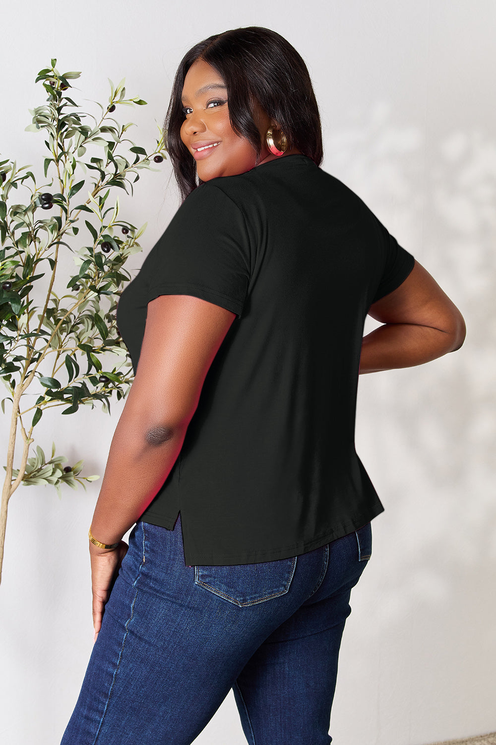 Basic Bae Full Size Round Neck Short Sleeve T-Shirt **also in chestnut, purple, turquoise, green, and royal blue