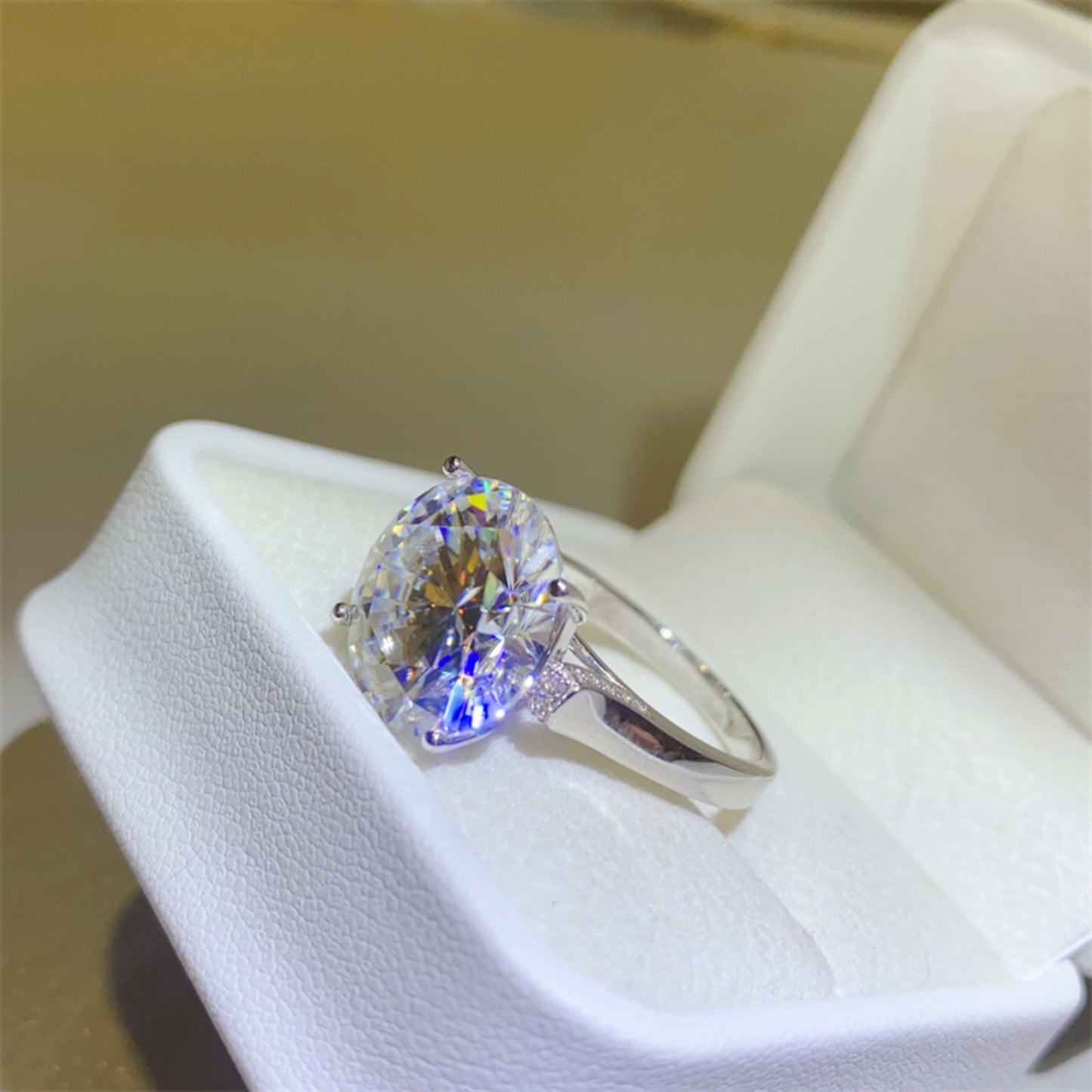 Michelle - 10 Carat Moissanite 925 Sterling Silver Ring