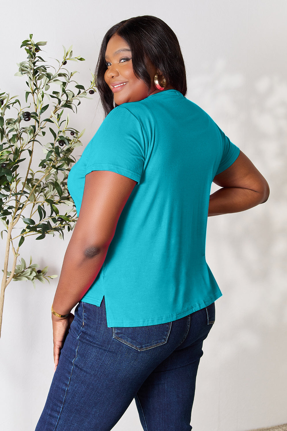 Basic Bae Full Size Round Neck Short Sleeve T-Shirt **also in chestnut, purple, turquoise, green, and royal blue