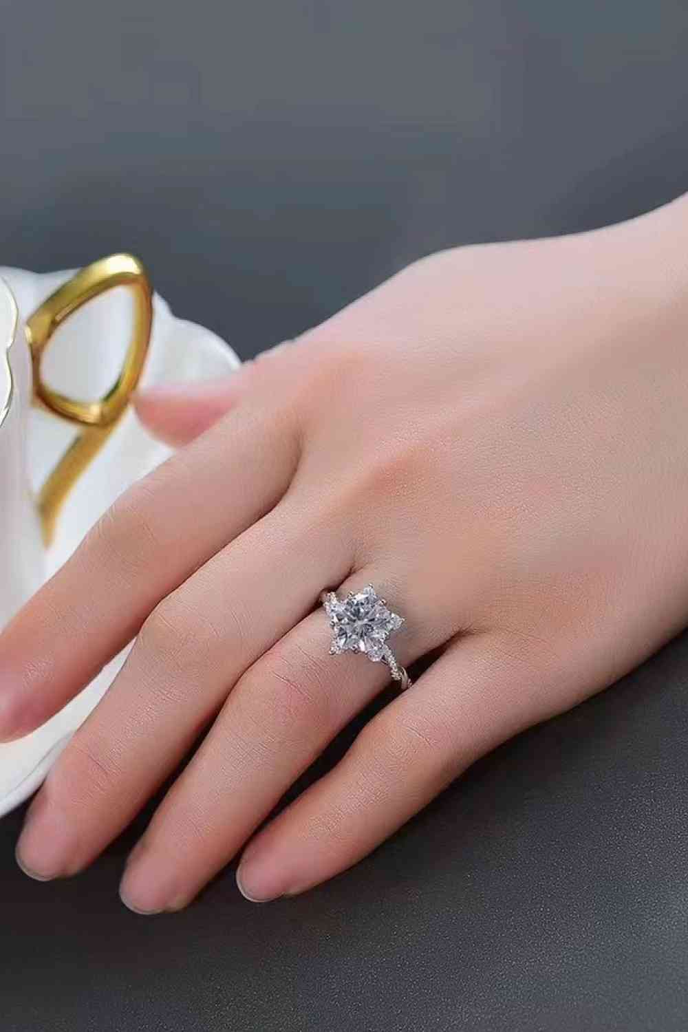 Winter - 3 Carat Moissanite Twisted Ring