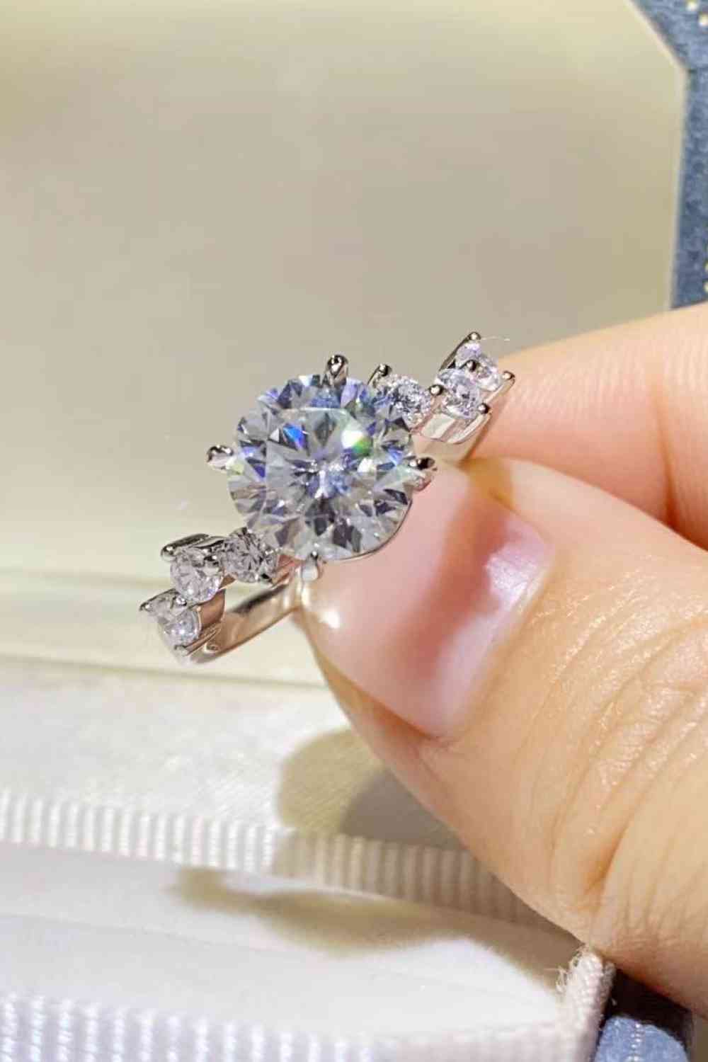 Xia - 2 Carat Moissanite 925 Sterling Silver Ring