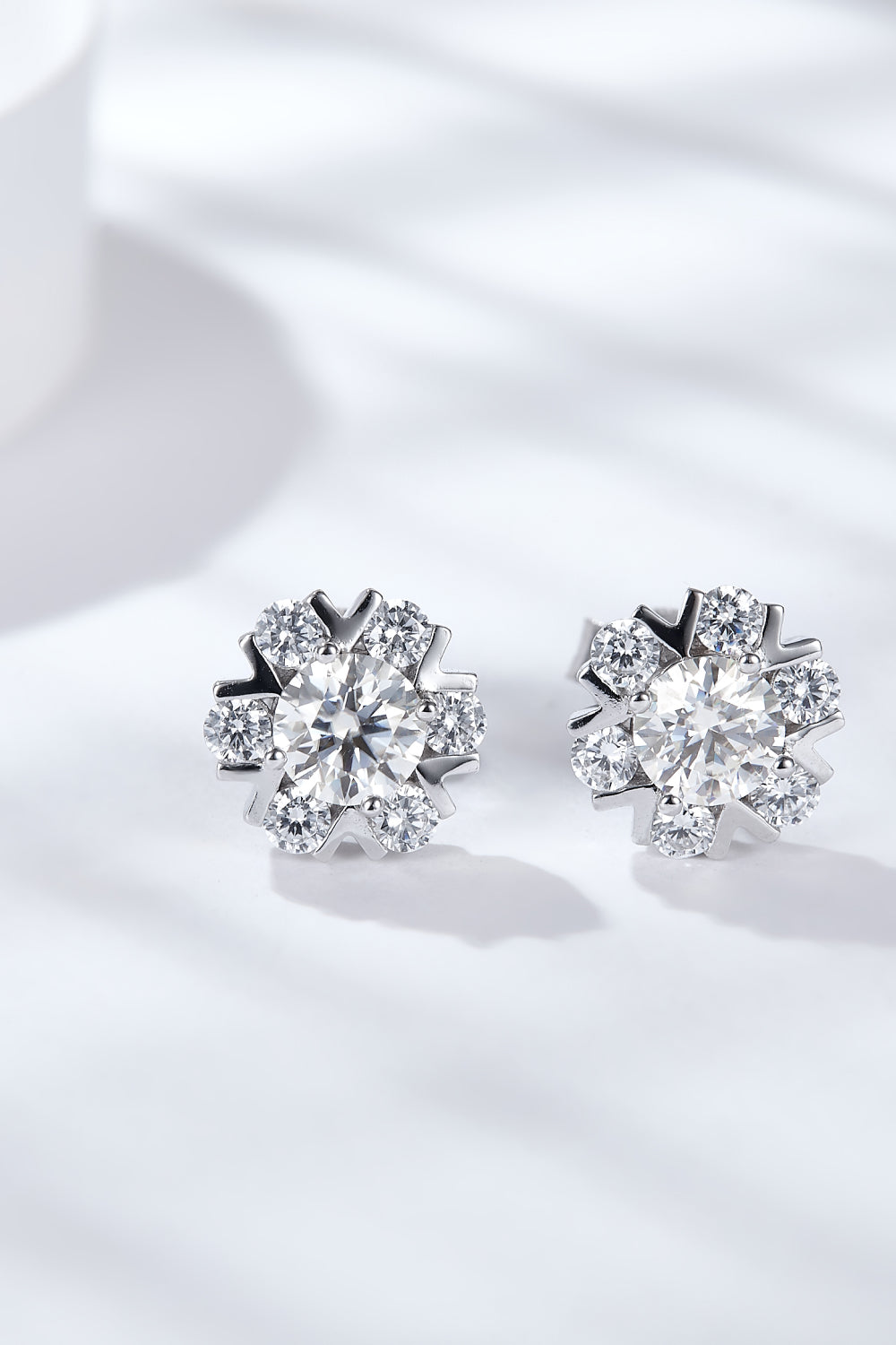 Maggie - 925 Sterling Silver Moissanite Stud Earrings